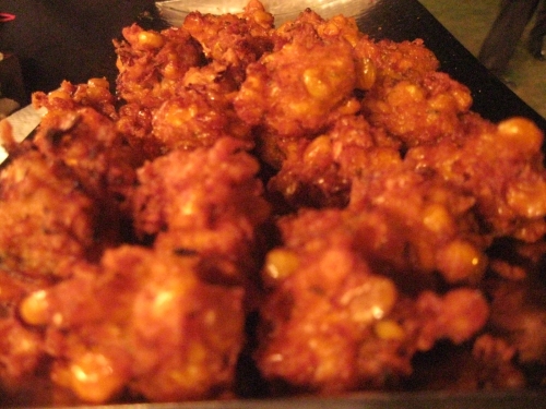 Bhaji of onions goes well with the welcome drink Onion bhaji
